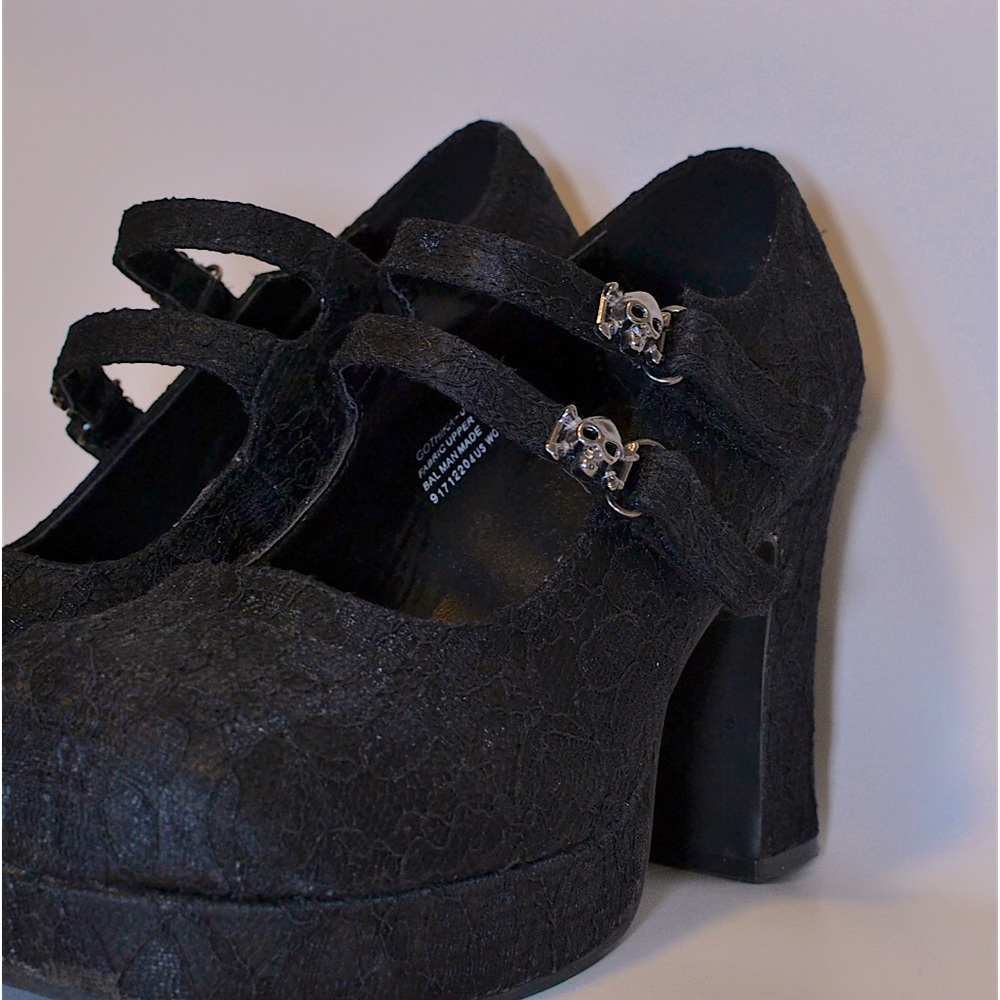 Demonia GOTHIKA-09 lace covered heels with skull head decor